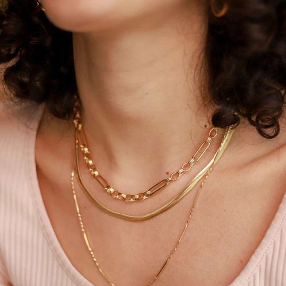 18k Gold Plated -Paper Clip- Round Flat Rectangle - Picture 1 of 1